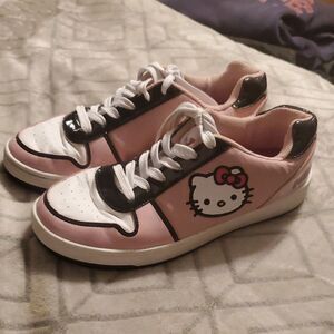 Sanrio Hello Kitty Court Sneakers Women’s Size 9 Pink Lace Up Shoes